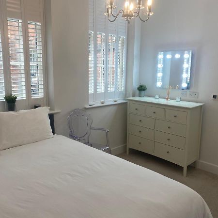 Unrivalled Location - Five Star - Worcester Apartment 外观 照片
