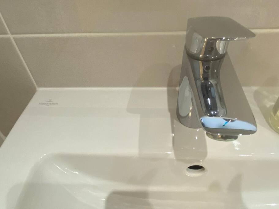 Unrivalled Location - Five Star - Worcester Apartment 外观 照片