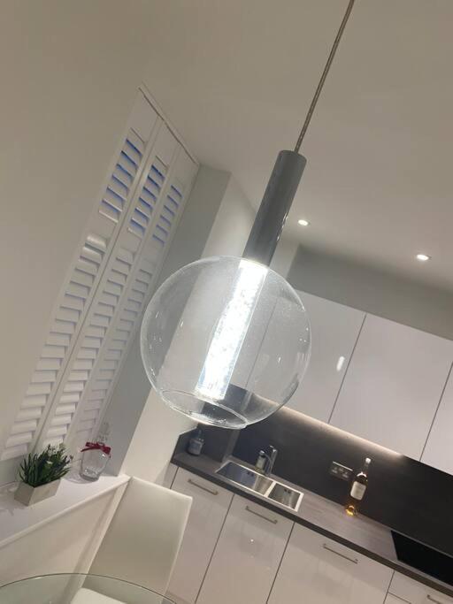 Unrivalled Location - Five Star - Worcester Apartment 外观 照片