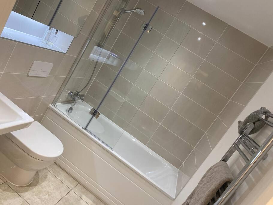 Unrivalled Location - Five Star - Worcester Apartment 外观 照片