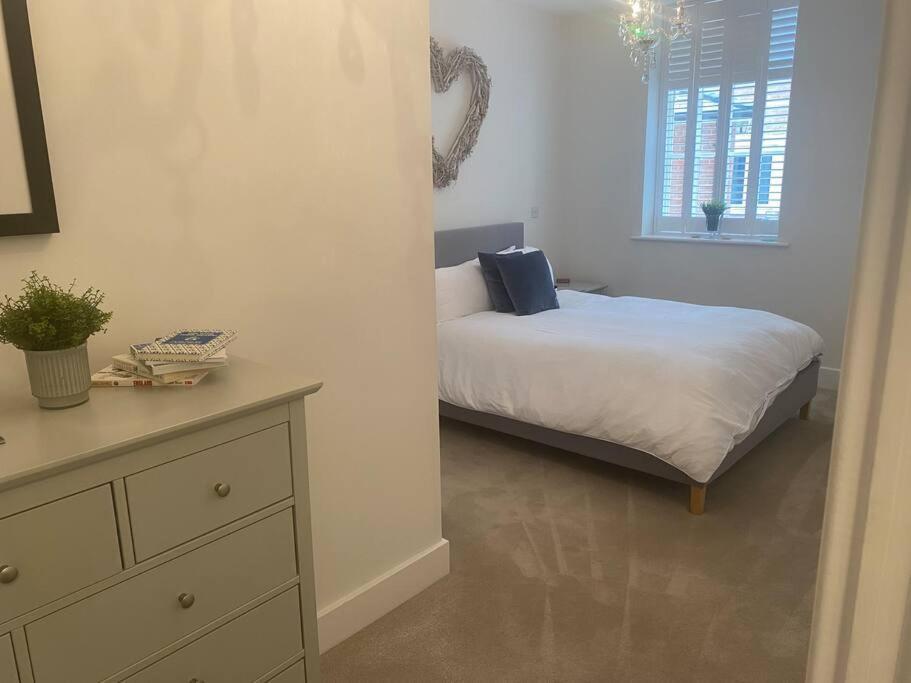 Unrivalled Location - Five Star - Worcester Apartment 外观 照片