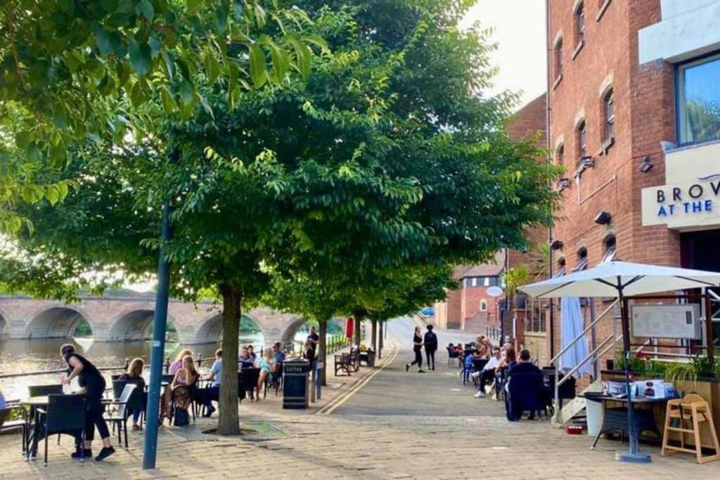 Unrivalled Location - Five Star - Worcester Apartment 外观 照片