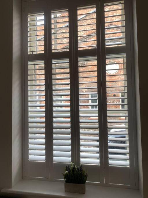 Unrivalled Location - Five Star - Worcester Apartment 外观 照片
