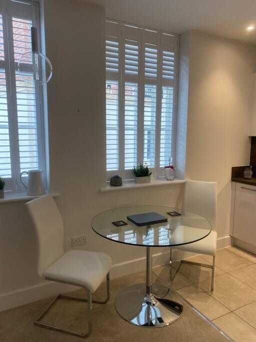 Unrivalled Location - Five Star - Worcester Apartment 外观 照片