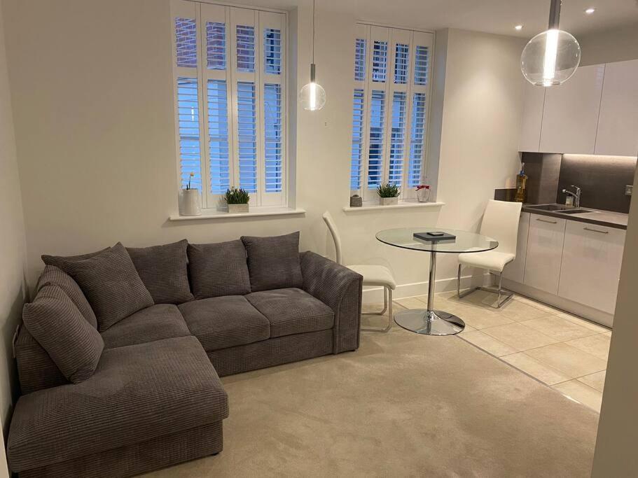Unrivalled Location - Five Star - Worcester Apartment 外观 照片