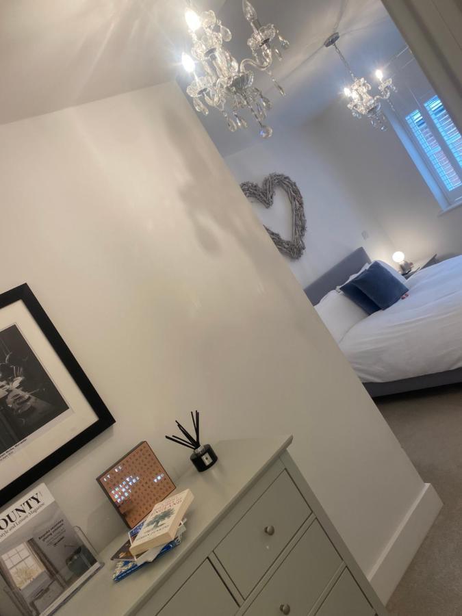 Unrivalled Location - Five Star - Worcester Apartment 外观 照片