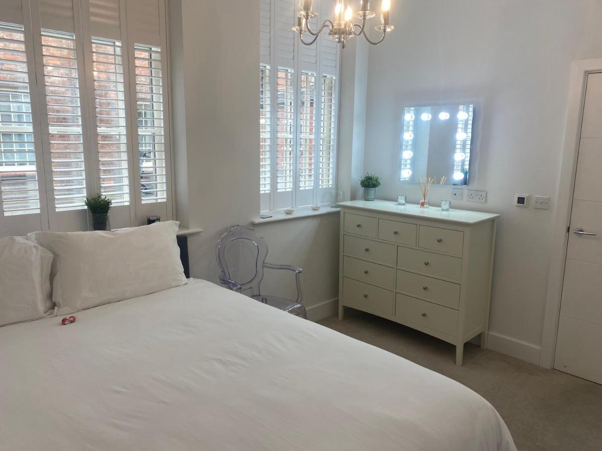 Unrivalled Location - Five Star - Worcester Apartment 外观 照片